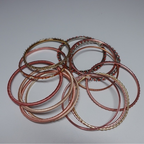 BUNDLE of 14 Bangle Bracelets Pink Peach Gold Tone Thread Bead Metallic - Picture 5 of 9